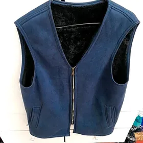 yeñsiz deri Xl razmer geýlen