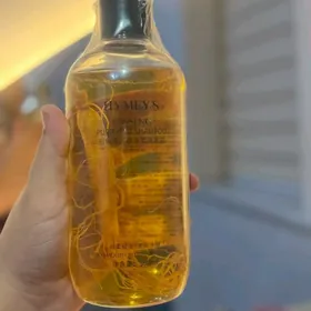 Ženşeniň koki Shampoo