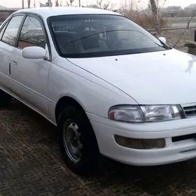 Toyota Carina 1992