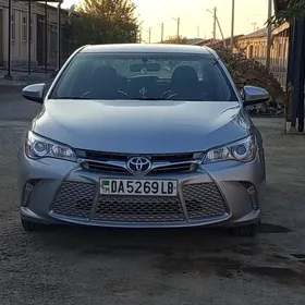 Toyota Camry 2017