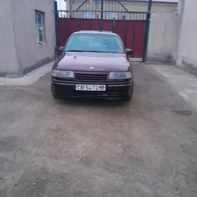 Opel Vectra 1989