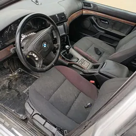 BMW 528 1999