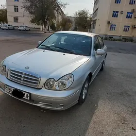 Hyundai Sonata 2005