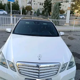 Mercedes-Benz E350 2010