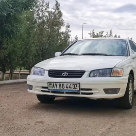 Toyota Camry 1998