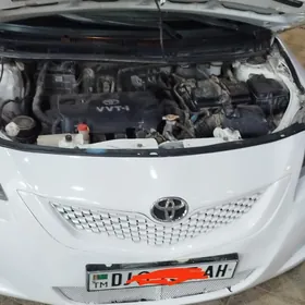 Toyota Yaris 2009