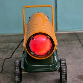 angar Puşka Peç Пушка Печ