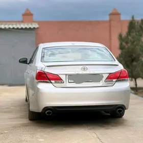 Toyota Avalon 2010