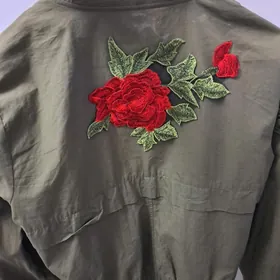 Куртки и кофты