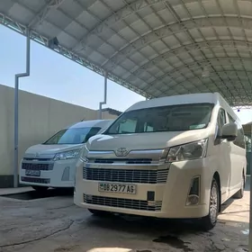 Syÿahat Tayota Hiace Hyzmatlar