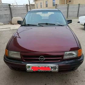 Opel Astra 1992