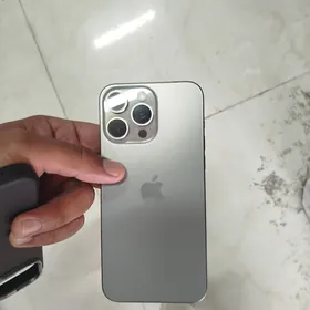 İphone 15pro mak 512 J/A