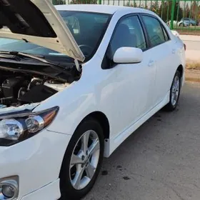 Toyota Corolla 2012