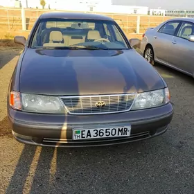 Toyota Avalon 1999