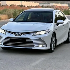 Toyota Camry 2023