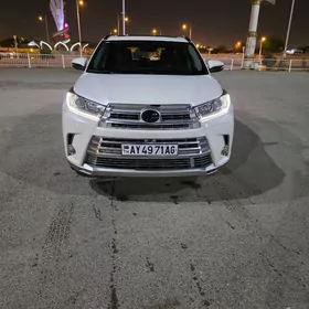 Toyota Highlander 2018