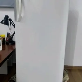 ХОЛОДИЛЬНИК "HITACHI"