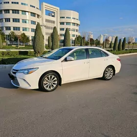 Toyota Camry 2016