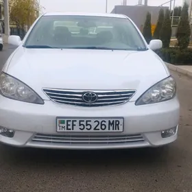 Toyota Camry 2004