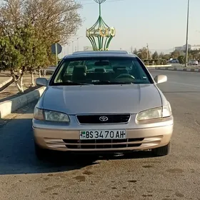 Toyota Camry 1997