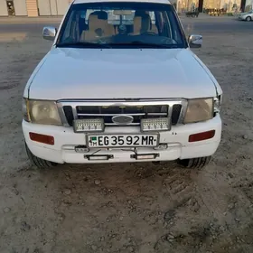 Toyota Fortuner 2005