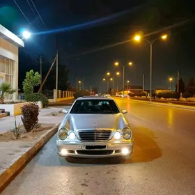 Mercedes-Benz E430 2000