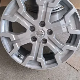 nissan pathfinder diska