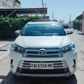 Toyota Highlander 2018