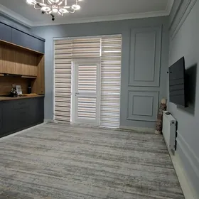 Arenda Gurtly Elitka