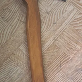 Топор Россия.дерев. рейки