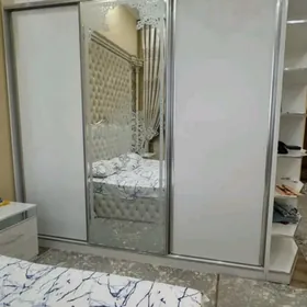 Кухонный гарнитур мебель