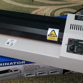 Laminator. laminat etyan