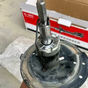 amartizator 2010 corolla