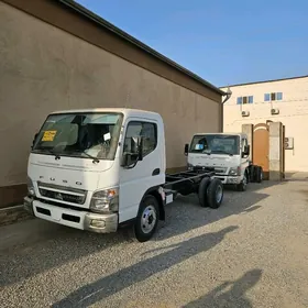 Mitsubishi Canter 2025