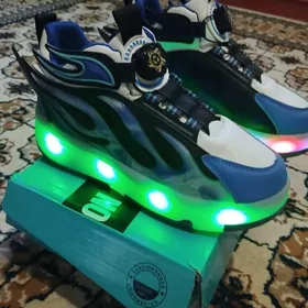 КРОССОВКИ РОЛИКИ