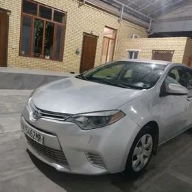 Toyota Corolla 2015