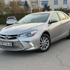 Toyota Camry 2016