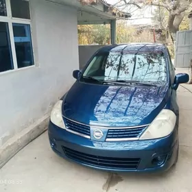 Nissan Versa 2009