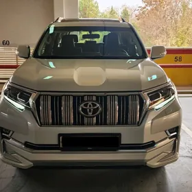 Toyota Land Cruiser Prado 2023