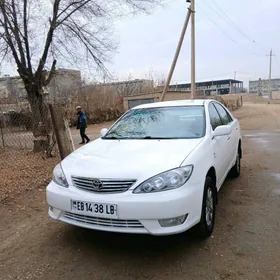 Toyota Camry 2004
