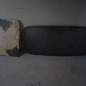 bagajnik we gapylaryn aynasy