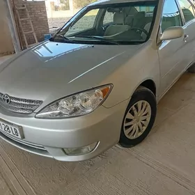 Toyota Camry 2004