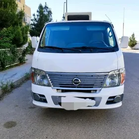 Nissan Urvan 2007