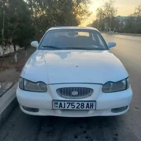 Hyundai Sonata 1998
