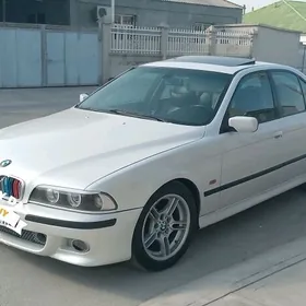 BMW E39 2003