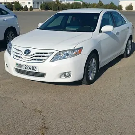 Toyota Camry 2010
