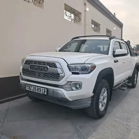 Toyota Tacoma 2019