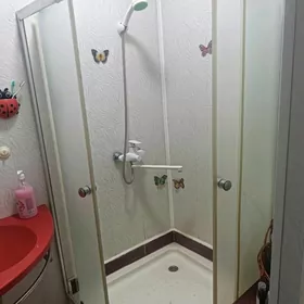 Душевая кабина