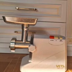 Et masyn мясорубка