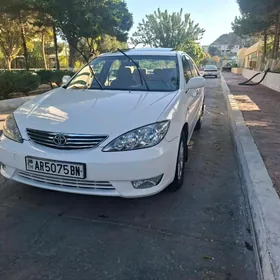 Toyota Camry 2004